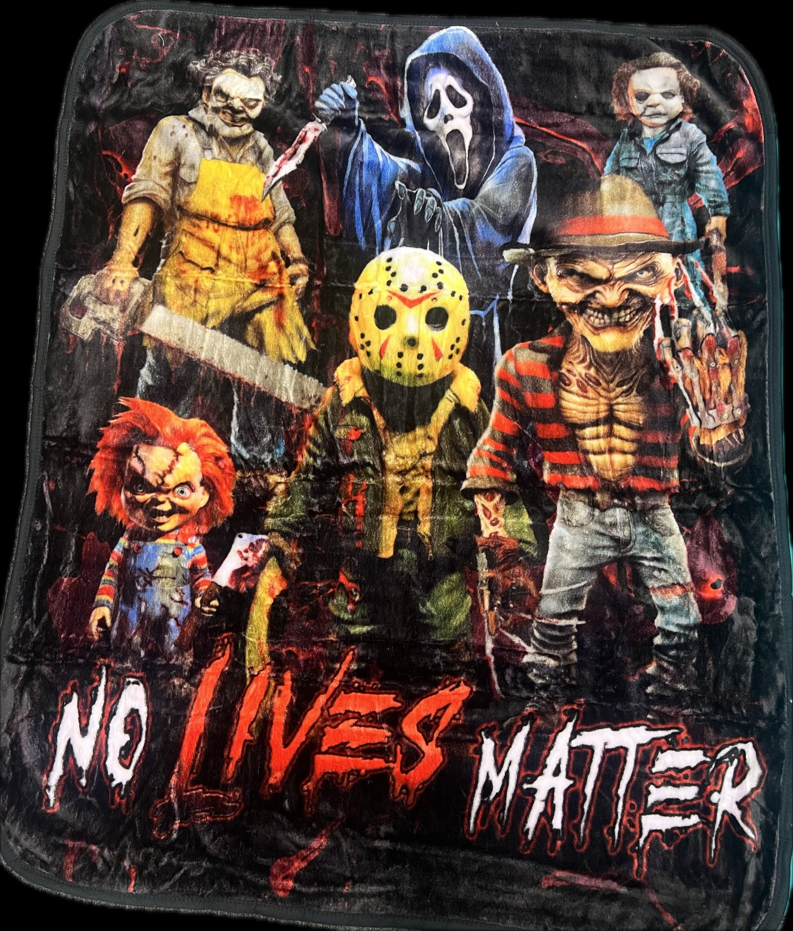 Horror - Queen - No Lives Matter